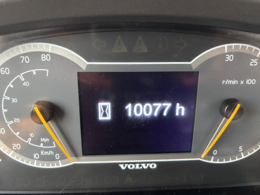 Volvo A 30 G (Under Preparation) - Zglobni demper: slika 5 Volvo A 30 G (Under Preparation) - Zglobni demper: slika 5