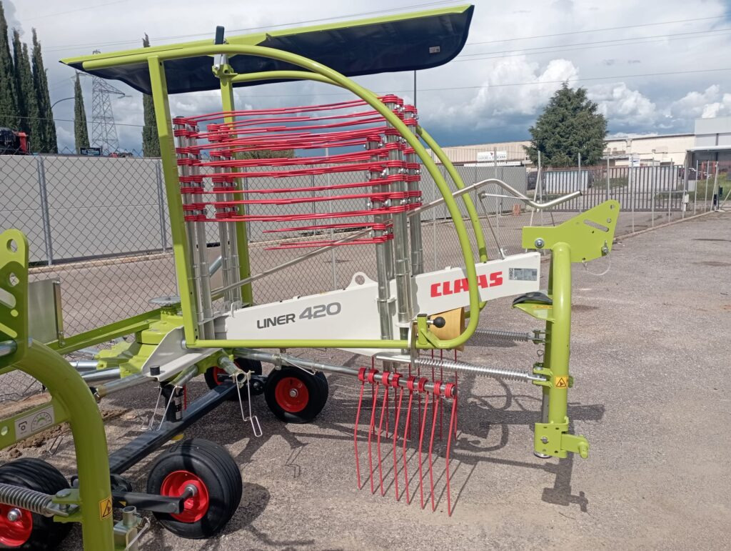 Claas Liner 420 - Obračalnik/ Zgrabljalnik: slika 1 Claas Liner 420 - Obračalnik/ Zgrabljalnik: slika 1
