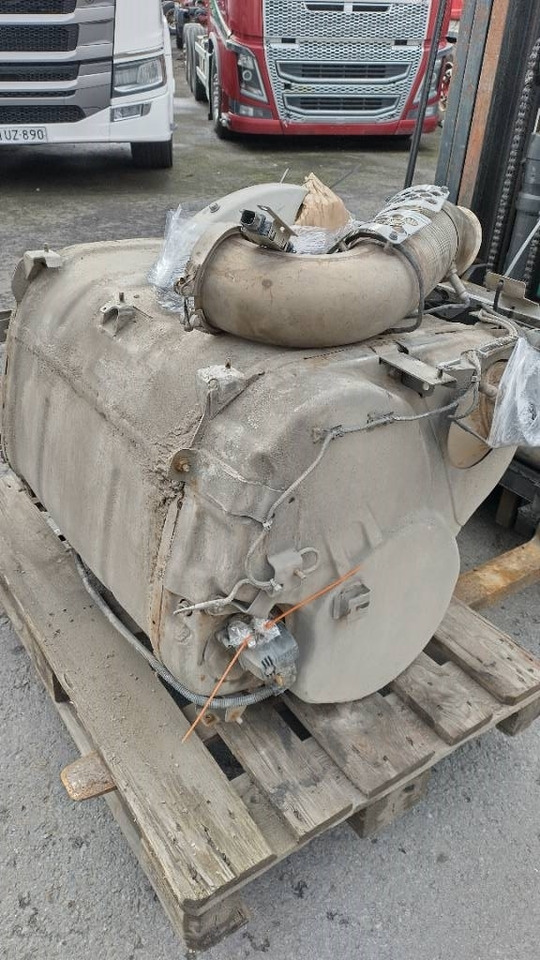 Scania NG580 pystyputki katalysaattori täydellinen pake - Motor za Tovornjak: slika 3 Scania NG580 pystyputki katalysaattori täydellinen pake - Motor za Tovornjak: slika 3