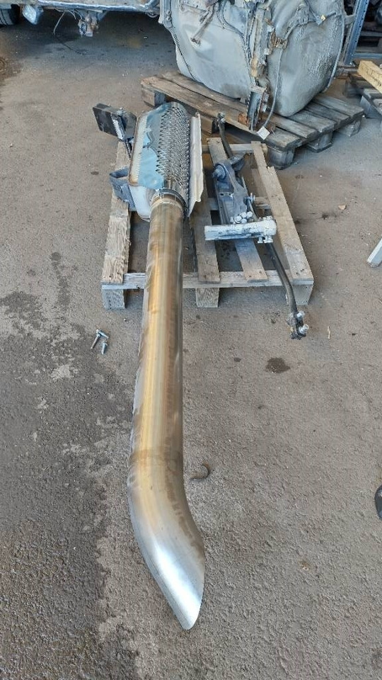 Scania NG580 pystyputki katalysaattori täydellinen pake - Motor za Tovornjak: slika 2 Scania NG580 pystyputki katalysaattori täydellinen pake - Motor za Tovornjak: slika 2