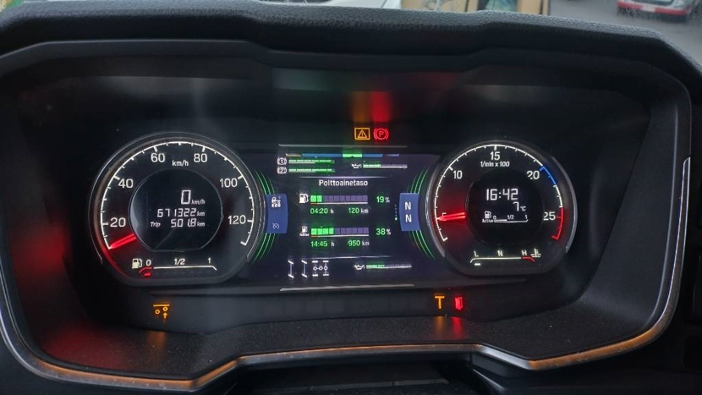 Scania XT650 8x4 puuvarustus,rautajouset  - Tovornjak za prevoz lesa: slika 5 Scania XT650 8x4 puuvarustus,rautajouset  - Tovornjak za prevoz lesa: slika 5