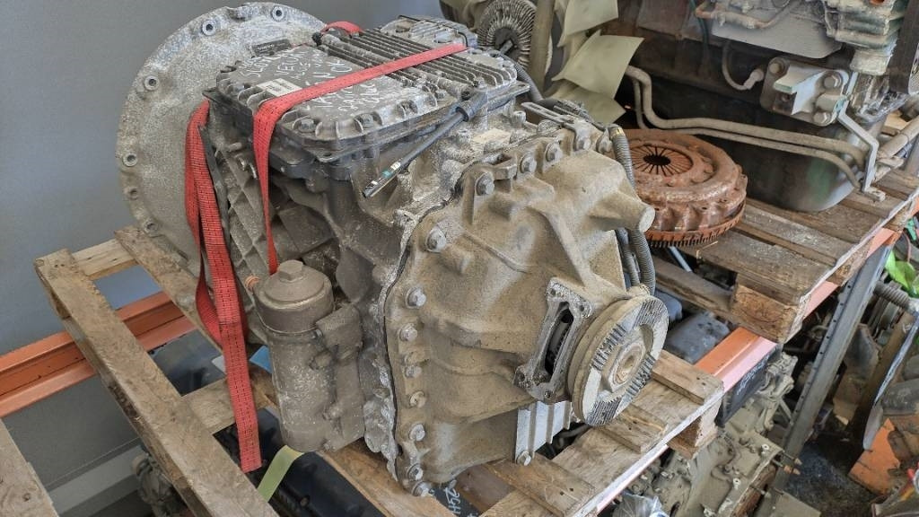 Volvo AT2612F dual pumpulla,320tkm - Menjalnik za Tovornjak: slika 1 Volvo AT2612F dual pumpulla,320tkm - Menjalnik za Tovornjak: slika 1