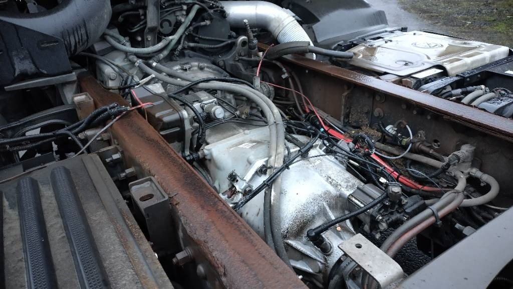 Volvo FH13 6x2 alusta, manuaalivaihteisto  - Tovornjak-šasija: slika 5 Volvo FH13 6x2 alusta, manuaalivaihteisto  - Tovornjak-šasija: slika 5