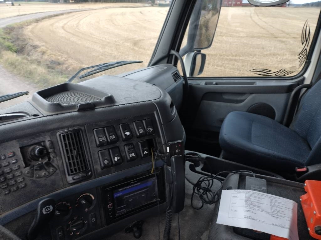 Volvo FM13 10*4 betoniauto,ränni - Avtomešalec: slika 4 Volvo FM13 10*4 betoniauto,ränni - Avtomešalec: slika 4