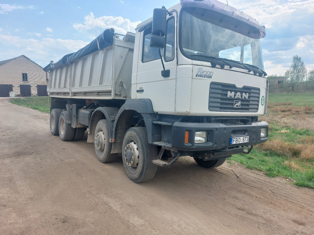 MAN 35.414 8X6 - Tovornjak prekucnik: slika 1 MAN 35.414 8X6 - Tovornjak prekucnik: slika 1