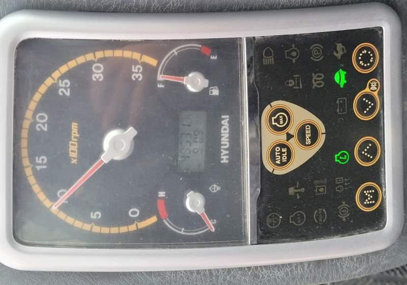 Hyundai ROBEX 55W-9 EXCAVATOR / SPROWADZONY Z FRANCJI - Bager na kolesih: slika 3 Hyundai ROBEX 55W-9 EXCAVATOR / SPROWADZONY Z FRANCJI - Bager na kolesih: slika 3