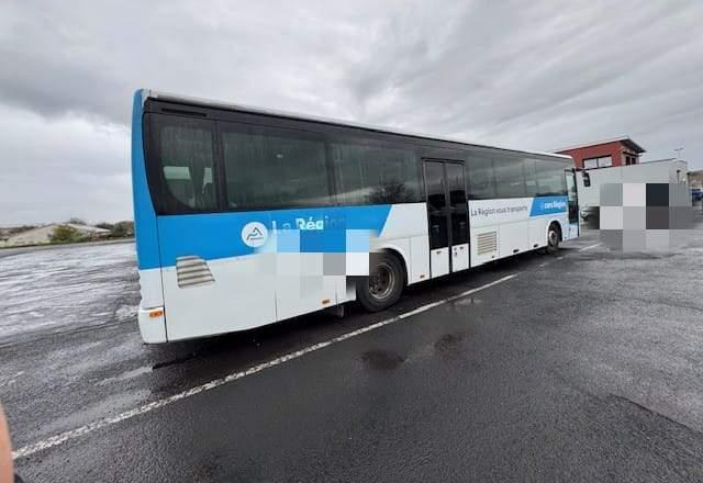 Irisbus CROSSWAY/ SPROWADZONY / AUTOMAT / EURO 5 - Primestni avtobus: slika 2 Irisbus CROSSWAY/ SPROWADZONY / AUTOMAT / EURO 5 - Primestni avtobus: slika 2
