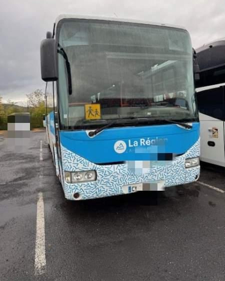 Irisbus CROSSWAY/ SPROWADZONY / AUTOMAT / EURO 5 - Primestni avtobus: slika 1 Irisbus CROSSWAY/ SPROWADZONY / AUTOMAT / EURO 5 - Primestni avtobus: slika 1