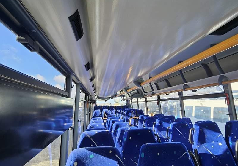 Irisbus CROSSWAY/ SPROWADZONY/ KLIMATYZACJA/ MANUAL - Primestni avtobus: slika 3 Irisbus CROSSWAY/ SPROWADZONY/ KLIMATYZACJA/ MANUAL - Primestni avtobus: slika 3