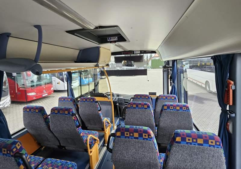 Irisbus RECREO / SPROWADZONE / MANUAL / WEBASTO - Primestni avtobus: slika 5 Irisbus RECREO / SPROWADZONE / MANUAL / WEBASTO - Primestni avtobus: slika 5