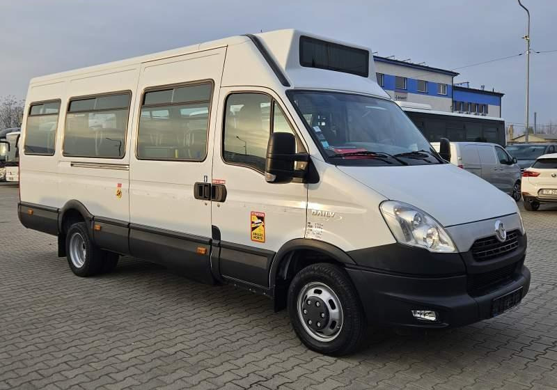 Iveco A50C17 DAILY / SPROWADZONE / MANUAL / EEV - Minibus, Potniški kombi: slika 3 Iveco A50C17 DAILY / SPROWADZONE / MANUAL / EEV - Minibus, Potniški kombi: slika 3