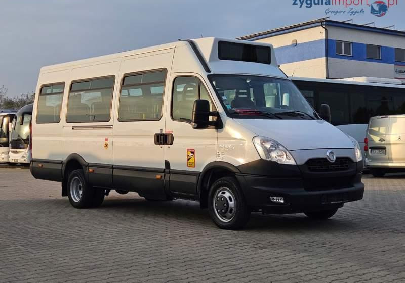 Iveco A50C17 DAILY / SPROWADZONE / MANUAL / EEV - Minibus, Potniški kombi: slika 1 Iveco A50C17 DAILY / SPROWADZONE / MANUAL / EEV - Minibus, Potniški kombi: slika 1