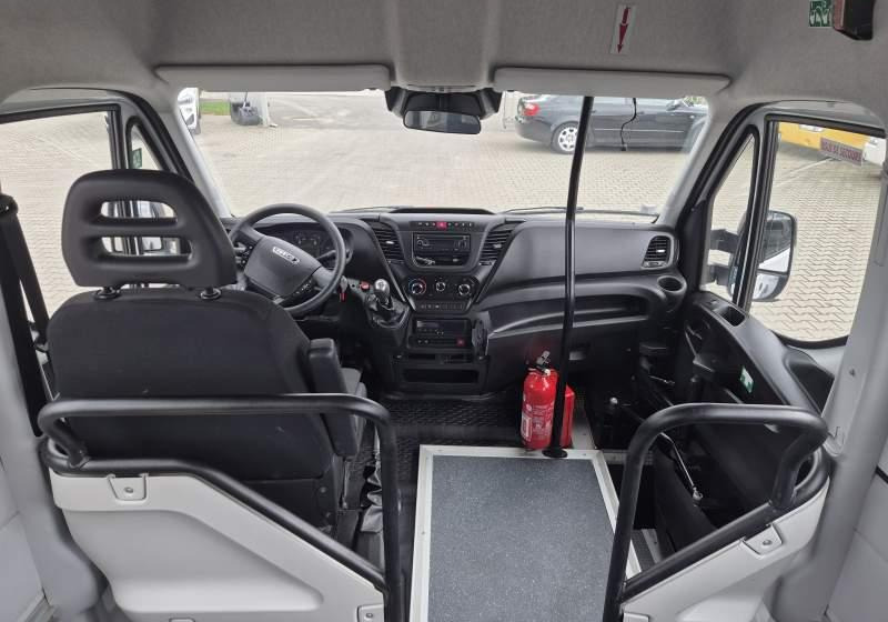 Iveco A60C15 DAILY/SPROWADZONE/EURO 6/92 000 KM - Minibus, Potniški kombi: slika 4 Iveco A60C15 DAILY/SPROWADZONE/EURO 6/92 000 KM - Minibus, Potniški kombi: slika 4