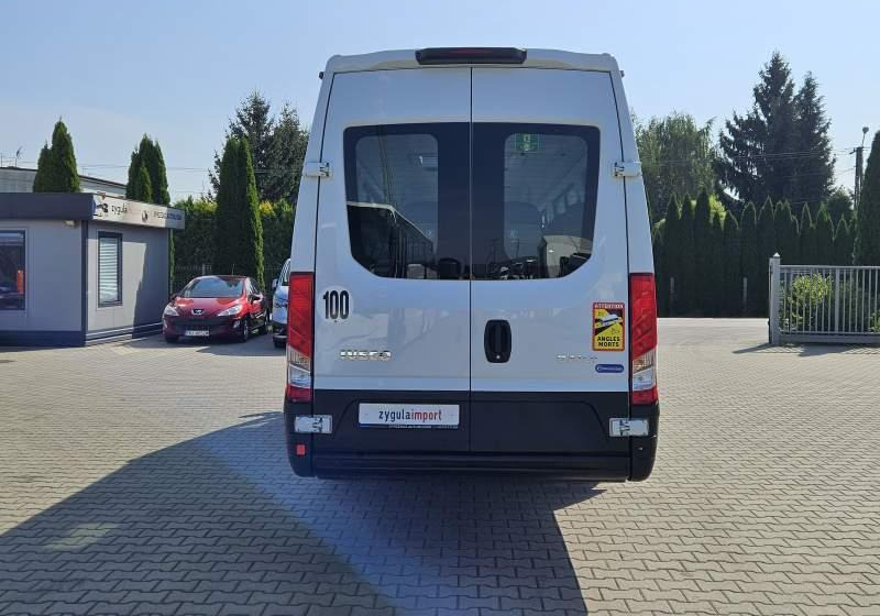 Iveco A60C15 / SPROWADZONE / EURO 6 / 25 000 KM - Minibus, Potniški kombi: slika 5 Iveco A60C15 / SPROWADZONE / EURO 6 / 25 000 KM - Minibus, Potniški kombi: slika 5