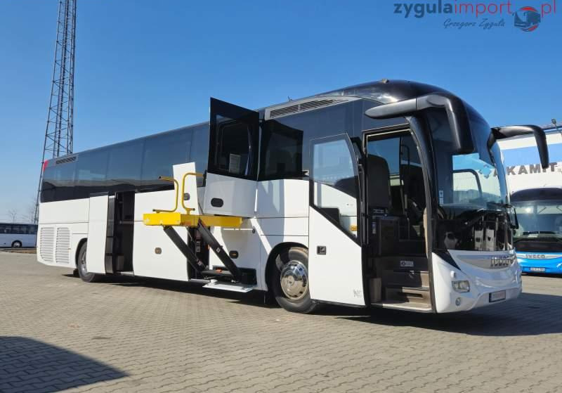 Iveco MAGELYS / SPROWADZONY / WINDA / EURO 6 - Potovalni avtobus: slika 1 Iveco MAGELYS / SPROWADZONY / WINDA / EURO 6 - Potovalni avtobus: slika 1