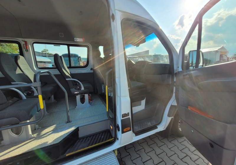 Mercedes-Benz 513 SPRINTER TRANSFER / SPROWADZONY/ MANUAL - Minibus, Potniški kombi: slika 4 Mercedes-Benz 513 SPRINTER TRANSFER / SPROWADZONY/ MANUAL - Minibus, Potniški kombi: slika 4