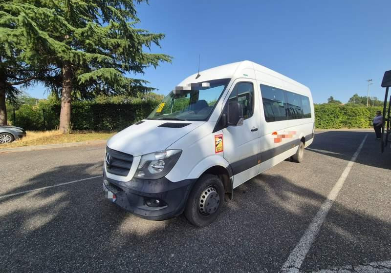 Mercedes-Benz SPRINTER 45 TRANSFER / 23 MIEJSCA/ KLIMA - Minibus, Potniški kombi: slika 1 Mercedes-Benz SPRINTER 45 TRANSFER / 23 MIEJSCA/ KLIMA - Minibus, Potniški kombi: slika 1