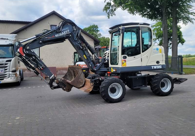 Schaeff TW95 / SPROWADZONA Z FRANCJI/ 6 500 MTH - Bager na kolesih: slika 1 Schaeff TW95 / SPROWADZONA Z FRANCJI/ 6 500 MTH - Bager na kolesih: slika 1