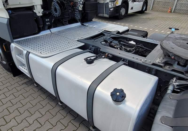 DAF XF510 SPACE CAB / SPROWADZONY / MANUAL / RETARDER - Vlačilec: slika 3 DAF XF510 SPACE CAB / SPROWADZONY / MANUAL / RETARDER - Vlačilec: slika 3