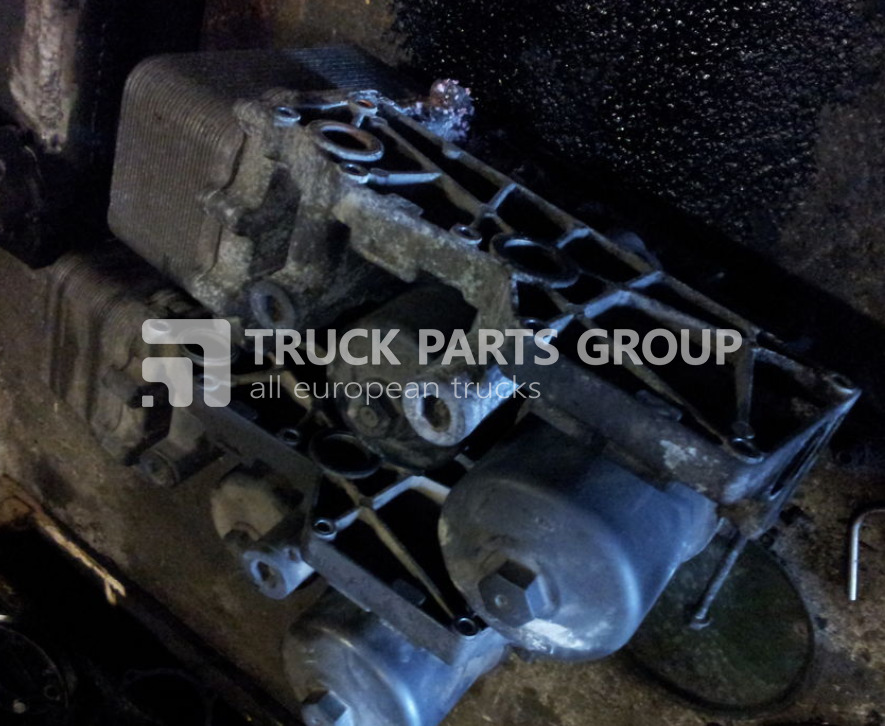 DAF 105XF, EURO4, EURO5 oil cooler module 1853298, 1855627, 1857108, oil cooler - Hladilnik olja za Tovornjak: slika 2 DAF 105XF, EURO4, EURO5 oil cooler module 1853298, 1855627, 1857108, oil cooler - Hladilnik olja za Tovornjak: slika 2