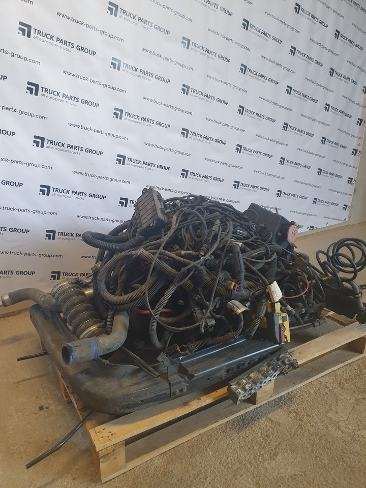 IVECO IVECO STRALIS EURO6 complete wiring harness, engine wiring, cab wiring, wiring set, frame wiring, cables 5801679758, 5801801250, 5801692062, 5801725016, 5801418770, 5801270108, 41246407, 41242608, 412 - Kabli/ Žični kabel za Tovornjak: slika 3 IVECO IVECO STRALIS EURO6 complete wiring harness, engine wiring, cab wiring, wiring set, frame wiring, cables 5801679758, 5801801250, 5801692062, 5801725016, 5801418770, 5801270108, 41246407, 41242608, 412 - Kabli/ Žični kabel za Tovornjak: slika 3