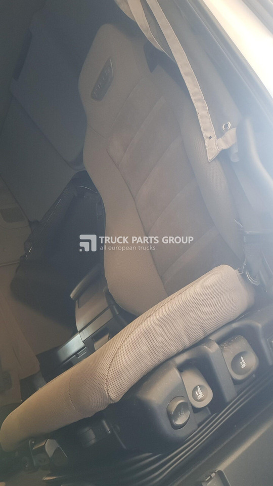 IVECO IVECO STRALIS EURO6 emission HY-WAY seats driver + passenger 13138430698, 504045441, 500389633, 500389418, 504196960 - Sedež za Tovornjak: slika 1 IVECO IVECO STRALIS EURO6 emission HY-WAY seats driver + passenger 13138430698, 504045441, 500389633, 500389418, 504196960 - Sedež za Tovornjak: slika 1