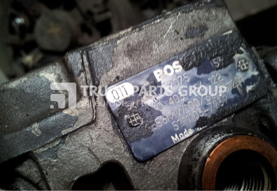 MAN injection pump, fuel pump, BOSCH 0403456122, 51111037239, BOSCH fuel pump - Črpalka za gorivo za Tovornjak: slika 2 MAN injection pump, fuel pump, BOSCH 0403456122, 51111037239, BOSCH fuel pump - Črpalka za gorivo za Tovornjak: slika 2