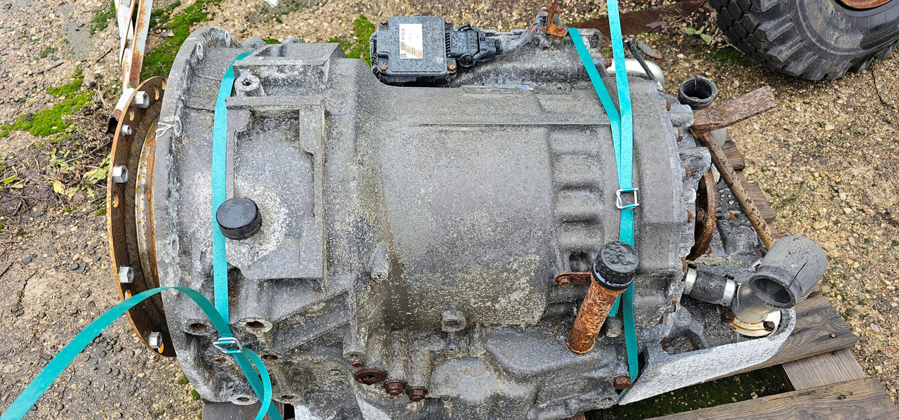 VOITH VOITH turbo gearboxes ZF ECOLIFE gearbox 6AP 1400B, ratio 3,36 - 0,62, 00323365, 6AP1400B Steurung EST ECOLIFE 6070003003, 4181040055, 4181040051, 4181040067, 4181080051, 4181080084, 4181040052, 41810 - Rezervni deli za Tovornjak: slika 1 VOITH VOITH turbo gearboxes ZF ECOLIFE gearbox 6AP 1400B, ratio 3,36 - 0,62, 00323365, 6AP1400B Steurung EST ECOLIFE 6070003003, 4181040055, 4181040051, 4181040067, 4181080051, 4181080084, 4181040052, 41810 - Rezervni deli za Tovornjak: slika 1