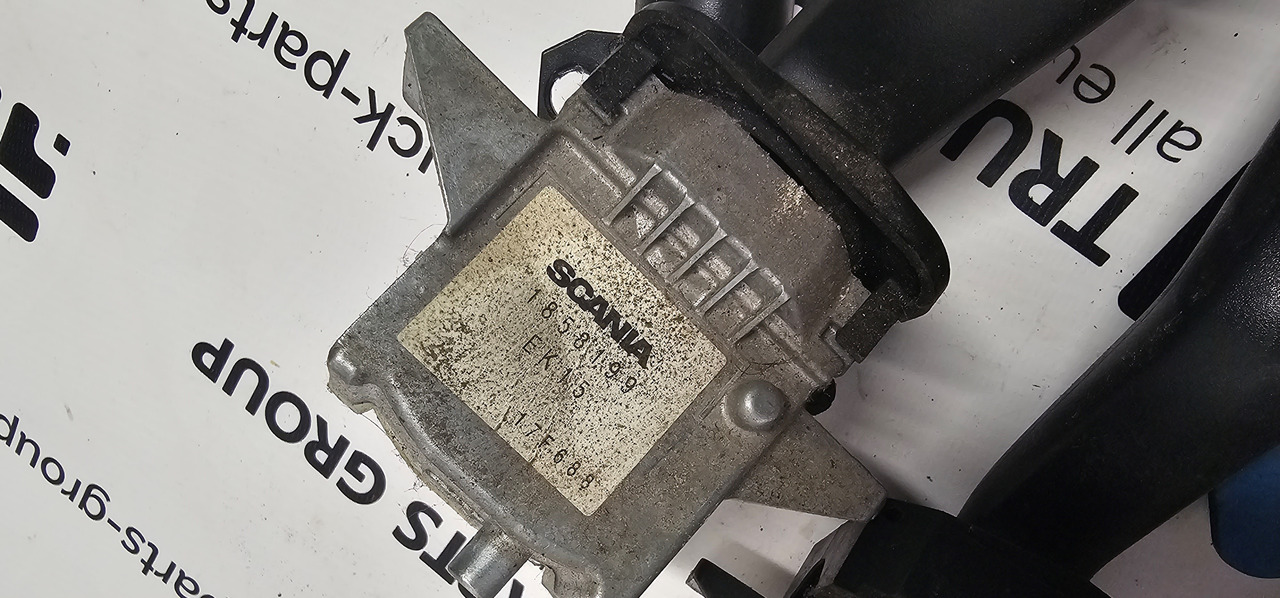 Scania SCANIA T, P, G, R, L, S series, EURO6 emission CAB inside small electronic, switches, control units, wiper arm, steering wheel control, light control unit, voltage converter 1729858, 0458341, AC931199 - ECU: slika 5 Scania SCANIA T, P, G, R, L, S series, EURO6 emission CAB inside small electronic, switches, control units, wiper arm, steering wheel control, light control unit, voltage converter 1729858, 0458341, AC931199 - ECU: slika 5