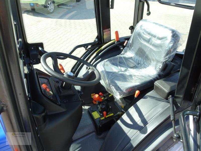 Solis Solis 26 26PS Kabine Traktor Trecker Schlepper Allrad NEU - Mini traktor: slika 5 Solis Solis 26 26PS Kabine Traktor Trecker Schlepper Allrad NEU - Mini traktor: slika 5