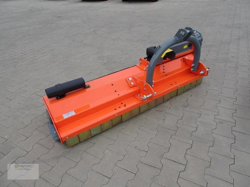 Vemac Mulcher Schlegelmulcher ML105 105cm NEU - Mulčer kladivar: slika 5 Vemac Mulcher Schlegelmulcher ML105 105cm NEU - Mulčer kladivar: slika 5