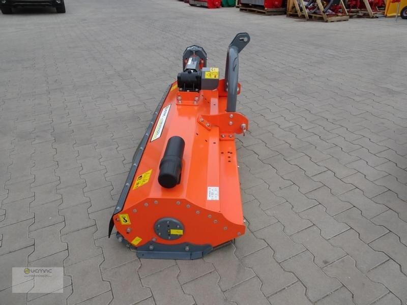 Vemac Mulcher Schlegelmulcher ML105 105cm NEU - Mulčer kladivar: slika 4 Vemac Mulcher Schlegelmulcher ML105 105cm NEU - Mulčer kladivar: slika 4