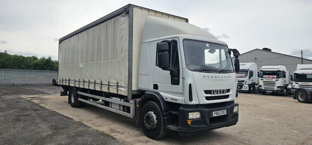 Iveco 18 ton curtain tail lift - Tovornjak s ponjavo: slika 1 Iveco 18 ton curtain tail lift - Tovornjak s ponjavo: slika 1