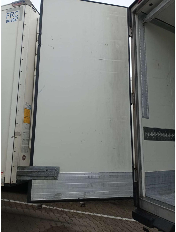2018 Krone SDR Double Deck Cool Liner FP60 ThermoKing SLXi 300 Lifting Axle - Polprikolica hladilnik: slika 2 2018 Krone SDR Double Deck Cool Liner FP60 ThermoKing SLXi 300 Lifting Axle - Polprikolica hladilnik: slika 2
