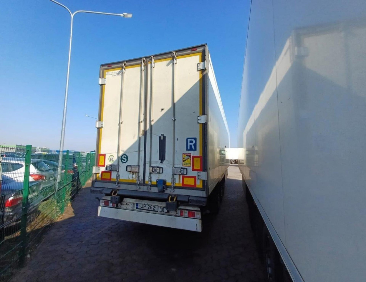 2018 Krone SDR Double Deck Cool Liner FP60 ThermoKing SLXi 300 Lifting Axle - Polprikolica hladilnik: slika 4 2018 Krone SDR Double Deck Cool Liner FP60 ThermoKing SLXi 300 Lifting Axle - Polprikolica hladilnik: slika 4