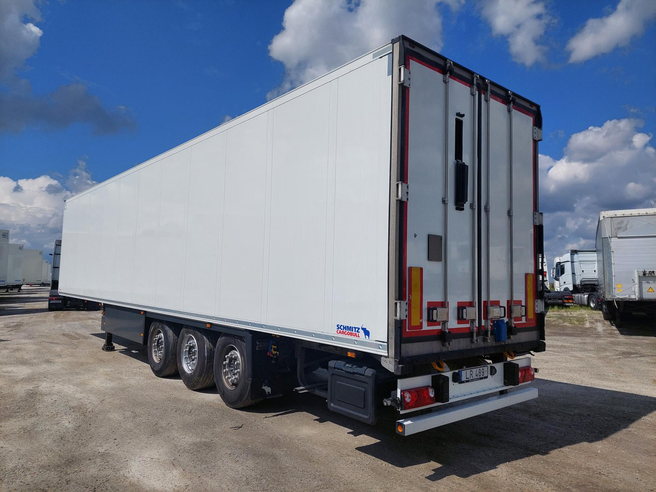 2018 Schmitz Cargobull SKO Double Deck FP 60 ThermoKing SLXi 300 Lifting Axle - Polprikolica hladilnik: slika 5 2018 Schmitz Cargobull SKO Double Deck FP 60 ThermoKing SLXi 300 Lifting Axle - Polprikolica hladilnik: slika 5