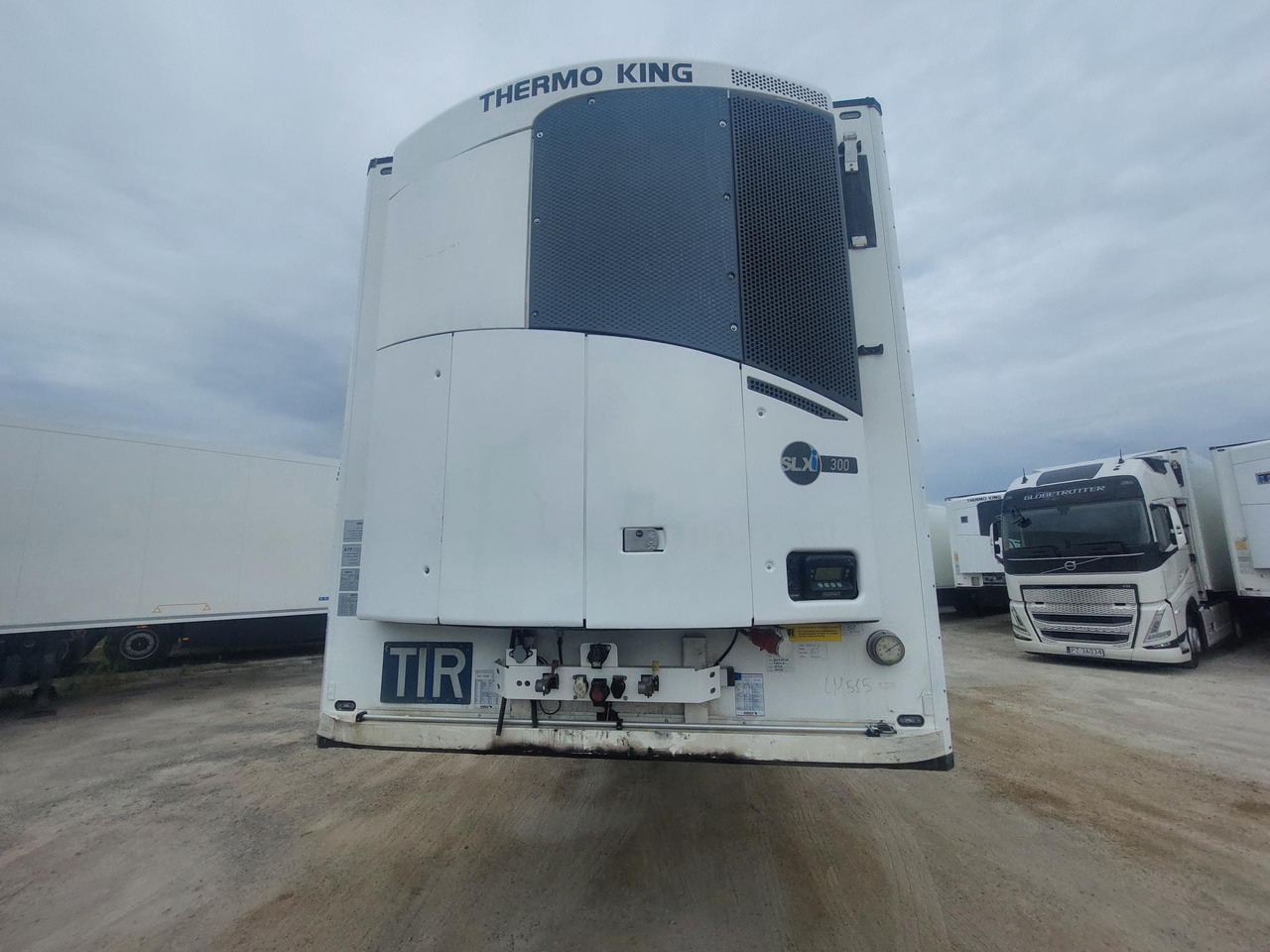 2018 Schmitz Cargobull SKO Double Deck FP 60 ThermoKing SLXi 300 Lifting Axle - Polprikolica hladilnik: slika 1 2018 Schmitz Cargobull SKO Double Deck FP 60 ThermoKing SLXi 300 Lifting Axle - Polprikolica hladilnik: slika 1