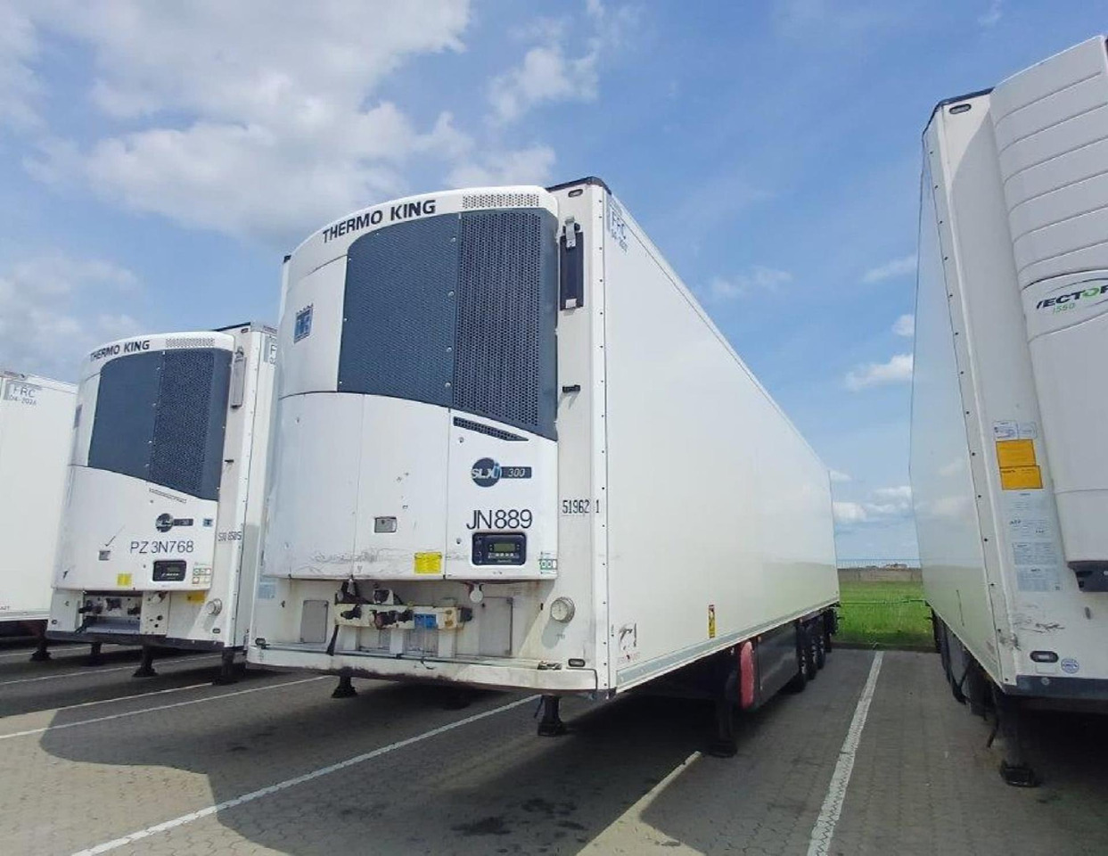 2018 Schmitz Cargobull SKO FP 45 ThermoKing SLXi 300 - Polprikolica hladilnik: slika 3 2018 Schmitz Cargobull SKO FP 45 ThermoKing SLXi 300 - Polprikolica hladilnik: slika 3