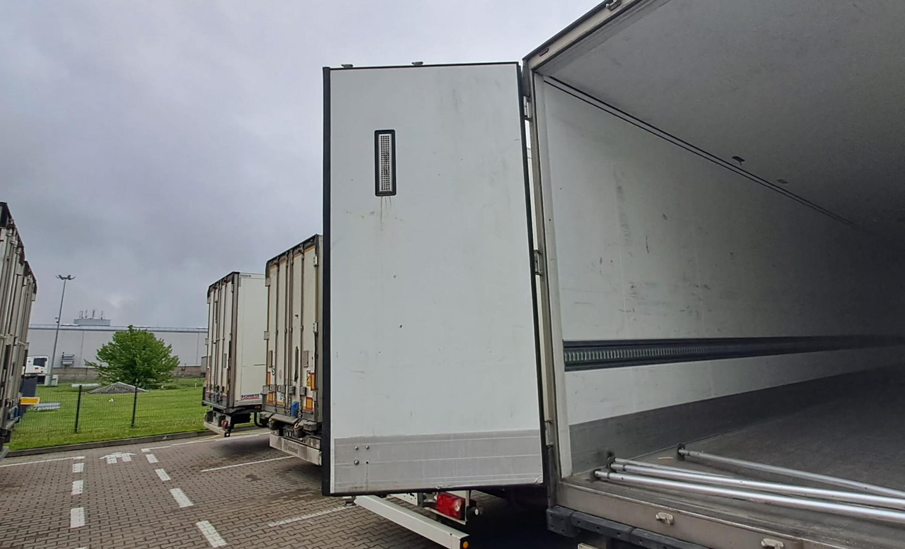 2019/2020 Schmitz Cargobull SKO FP 45 ThermoKing SLXi 300 - Polprikolica hladilnik: slika 2 2019/2020 Schmitz Cargobull SKO FP 45 ThermoKing SLXi 300 - Polprikolica hladilnik: slika 2