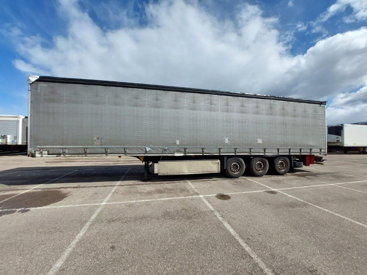 2019 Schmitz Cargobull SCS24/L Lifting Axle - Polprikolica s ponjavo: slika 3 2019 Schmitz Cargobull SCS24/L Lifting Axle - Polprikolica s ponjavo: slika 3