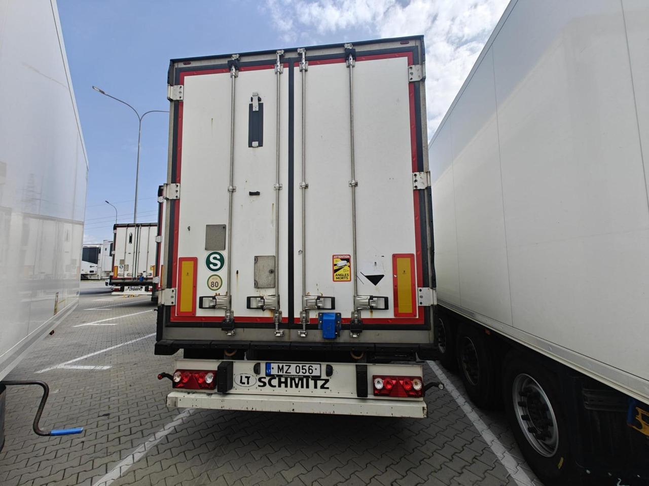 2019 Schmitz Cargobull SKO Double Deck FP 60 ThermoKing SLXi 300 - Polprikolica hladilnik: slika 4 2019 Schmitz Cargobull SKO Double Deck FP 60 ThermoKing SLXi 300 - Polprikolica hladilnik: slika 4