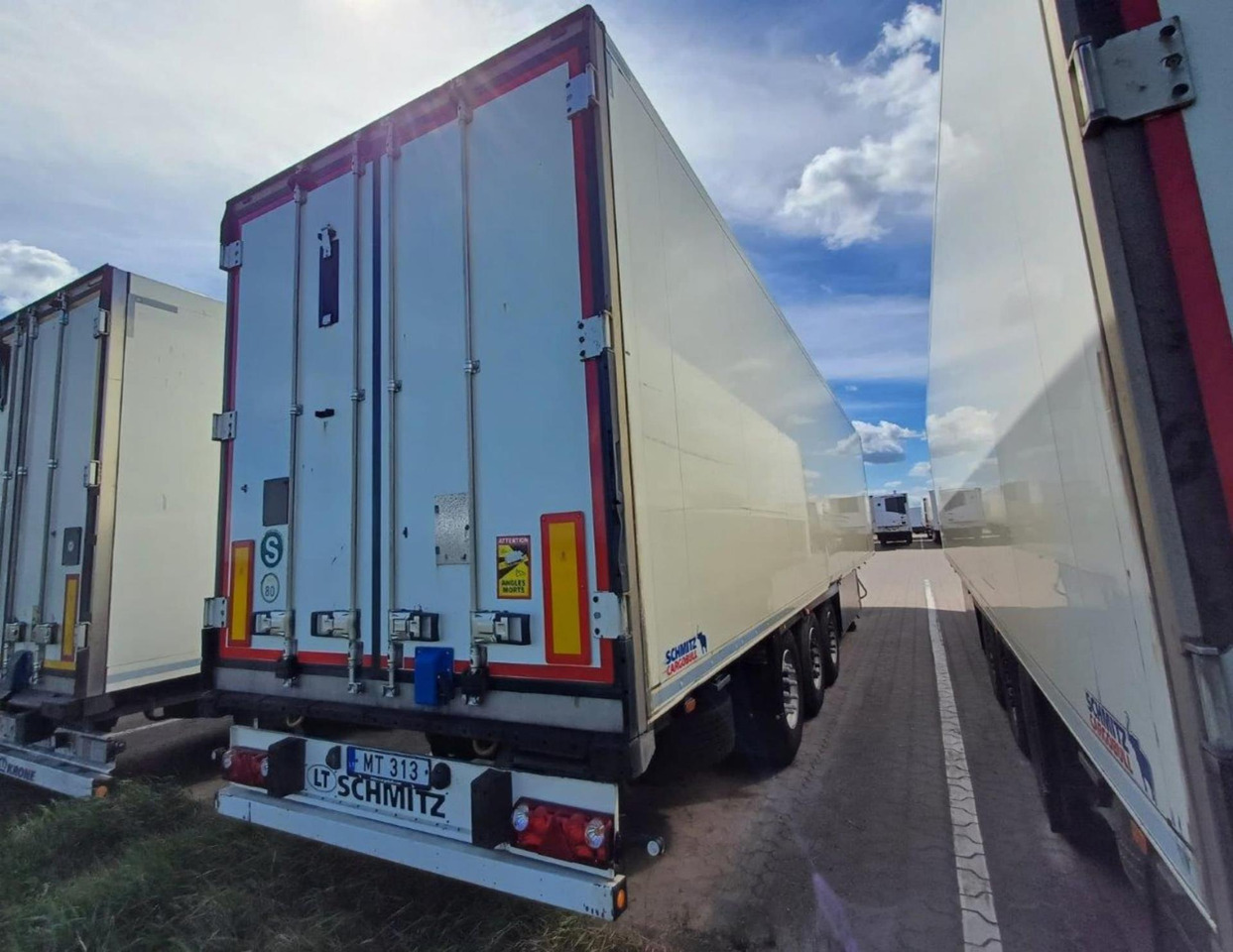 2019 Schmitz Cargobull SKO FP 45 ThermoKing SLXi 300 - Polprikolica hladilnik: slika 2 2019 Schmitz Cargobull SKO FP 45 ThermoKing SLXi 300 - Polprikolica hladilnik: slika 2