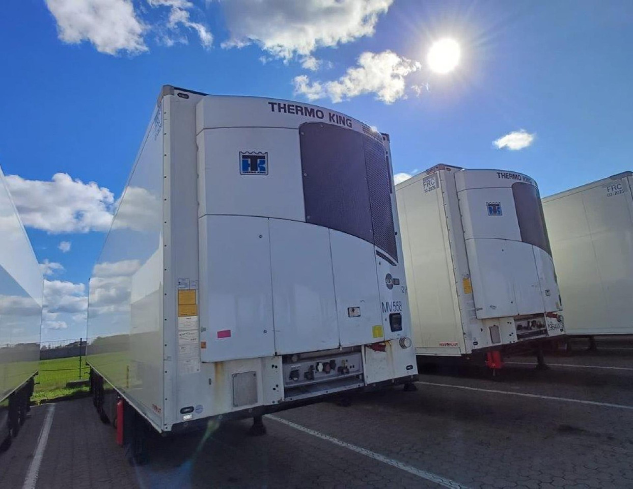 2019 Schmitz Cargobull SKO FP 45 ThermoKing SLXi 300 - Polprikolica hladilnik: slika 4 2019 Schmitz Cargobull SKO FP 45 ThermoKing SLXi 300 - Polprikolica hladilnik: slika 4