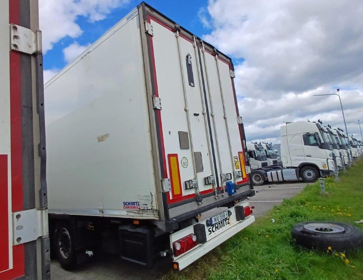 2019 Schmitz Cargobull SKO FP 45 ThermoKing SLXi 300 - Polprikolica hladilnik: slika 2 2019 Schmitz Cargobull SKO FP 45 ThermoKing SLXi 300 - Polprikolica hladilnik: slika 2