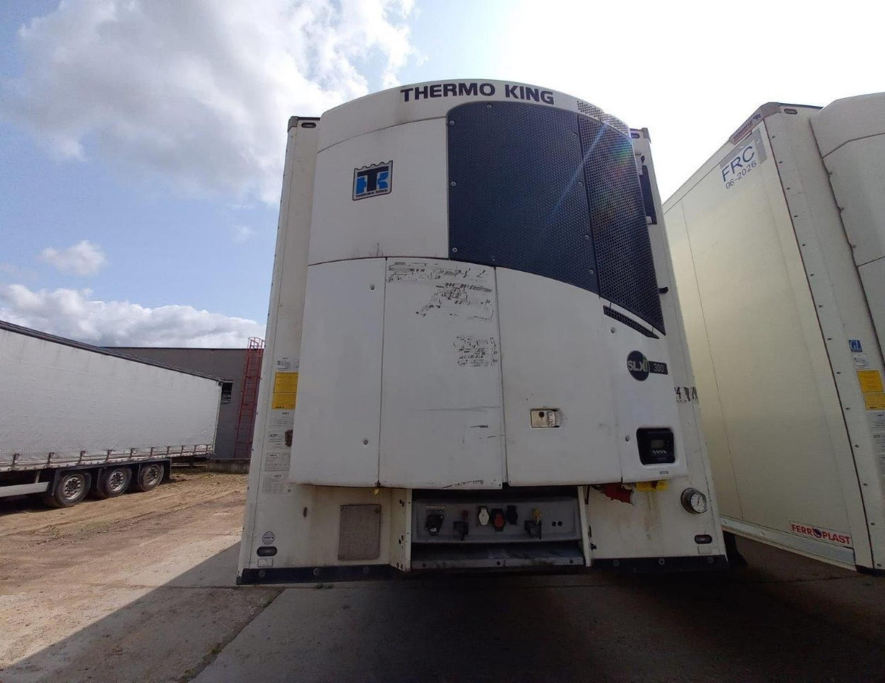 2020 Schmitz Cargobull SKO FP 60 ThermoKing SLXi 300 - Polprikolica hladilnik: slika 1 2020 Schmitz Cargobull SKO FP 60 ThermoKing SLXi 300 - Polprikolica hladilnik: slika 1