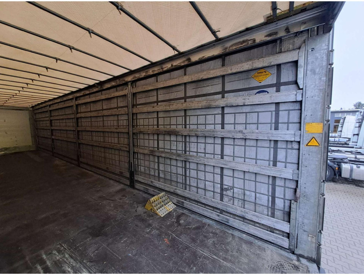 2021 Schmitz Cargobull SCS24/L Varios - Polprikolica s ponjavo: slika 4 2021 Schmitz Cargobull SCS24/L Varios - Polprikolica s ponjavo: slika 4