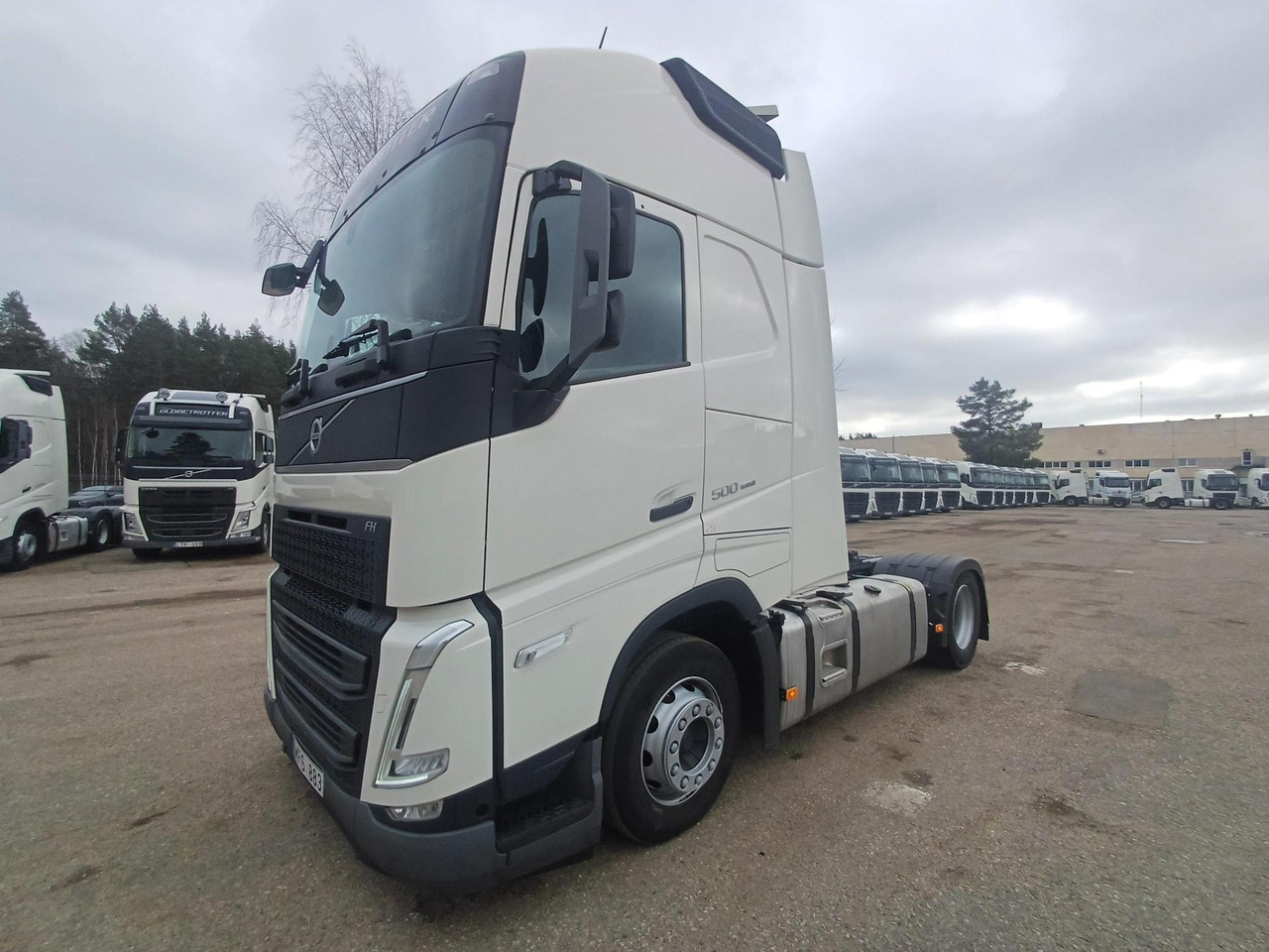 2022 Volvo FH 500 Globetrotter XL Varios - Vlačilec: slika 2 2022 Volvo FH 500 Globetrotter XL Varios - Vlačilec: slika 2