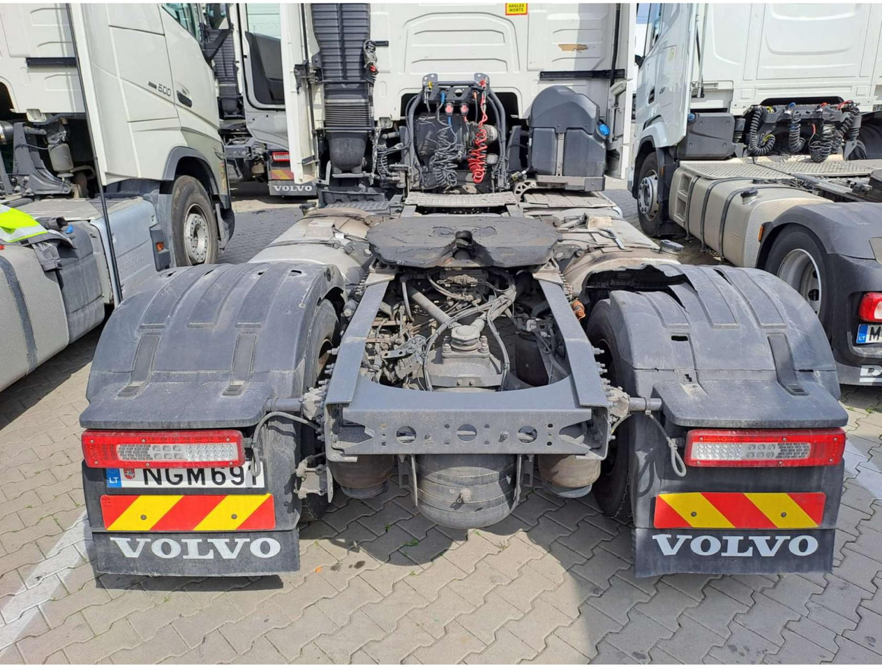 2023 Volvo FH 460 Globetrotter XL Varios i-Save - Vlačilec: slika 5 2023 Volvo FH 460 Globetrotter XL Varios i-Save - Vlačilec: slika 5