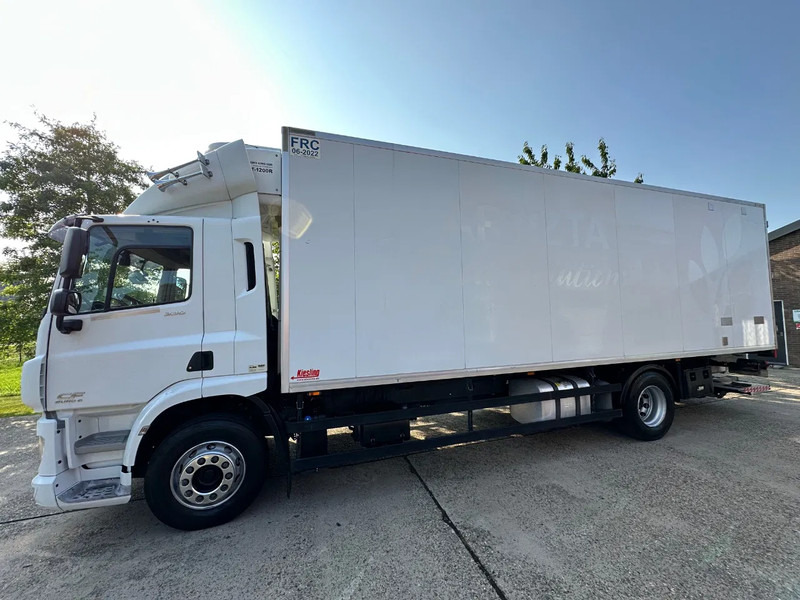 DAF CF 330 / NL TRUCK / EURO 6 / THERMOKING T-1200R / TAIL LIFT + DOORS - Tovornjak hladilnik: slika 4 DAF CF 330 / NL TRUCK / EURO 6 / THERMOKING T-1200R / TAIL LIFT + DOORS - Tovornjak hladilnik: slika 4