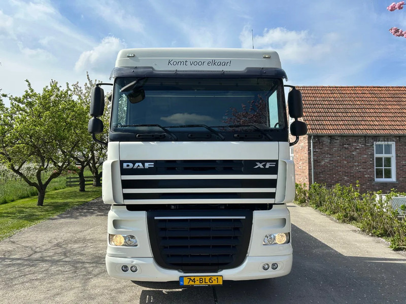 DAF XF 105.460 / NL TRUCK / EURO5 / RETARDER / MANUAL / HYDRAULIC RAMP - Tovornjak avtotransporter: slika 2 DAF XF 105.460 / NL TRUCK / EURO5 / RETARDER / MANUAL / HYDRAULIC RAMP - Tovornjak avtotransporter: slika 2